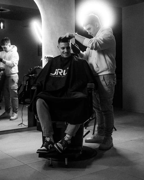 Fade cut (Taper, Razor, Burst, Buzz, French)